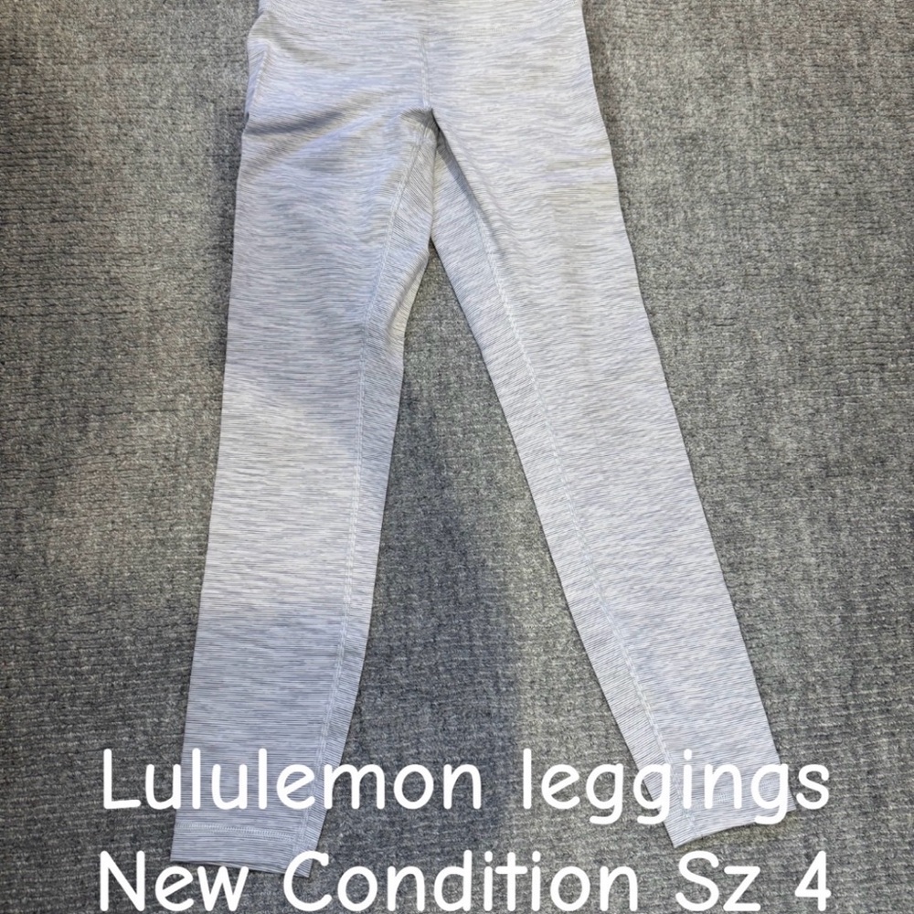 lululemon athletica Light Gray Leggings - Sz 4